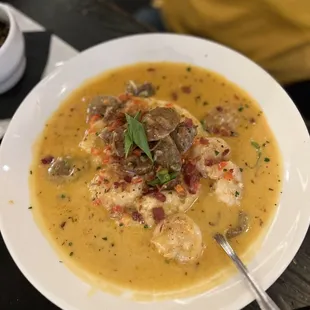Shrimp and Grits Bowl