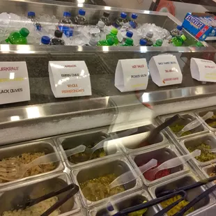 Lots of toppings for soups, stews, taquitos and hot dogs.