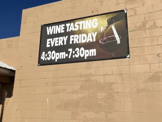 Quarters Discount Liquors