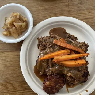 Baleboosteh - brisket with Guinness gravy and roasted carrots. With a side of applesauce (OMG so good!)