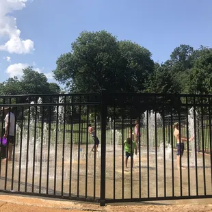 Splash pad