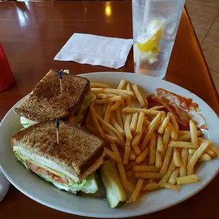 Grilled Chicken Californian Hot Sandwich Lunch