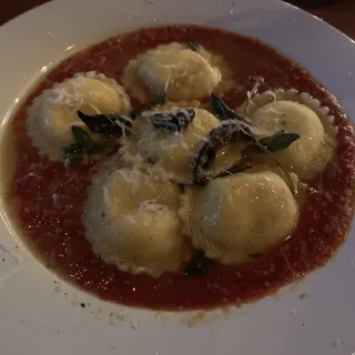 Ravioli al Formaggio
