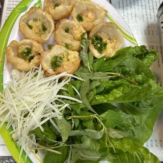 Bánh Khọt / Shrimp Cup Cakes / 越南蝦仁小餅