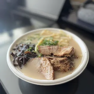 Tonkotsu
