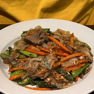 Pad See Ew Beef