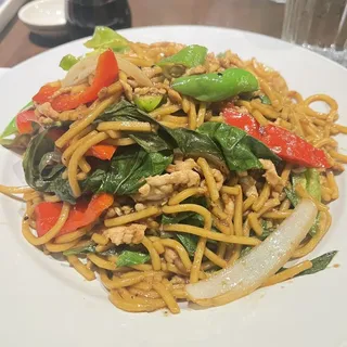 Lo Mein Basil