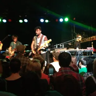 How close the opening act was.