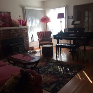 I love my Yamaha Clavinova.  It has the guide feature that stops the accompaniment till you find the right note.  Fun at private lessons!!