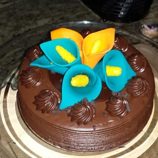 Chocolate Cake with fondant flowers