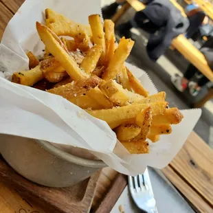 Garlic parmesean fries
