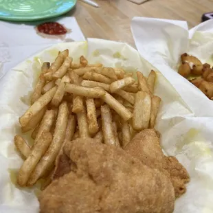 Kids meal chicken fingers and fries