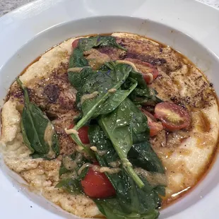 Grilled salmon and grits