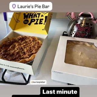 Dutch Apple Whole Pie