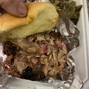 Pulled pork sandwich