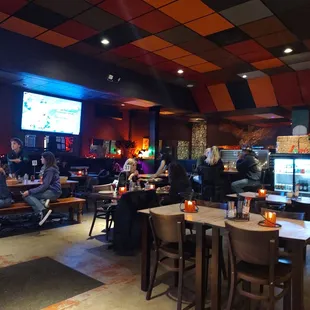 Seating area, nice warm and inviting location. We were greeted. Places and order Picture from my seat