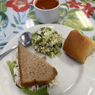 Trio plate.