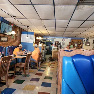 Laurie&apos;s Kitchen