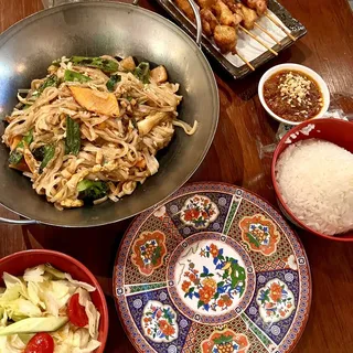 Pad Thai Lunch Special Combo