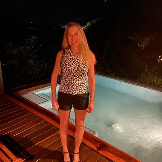 Linda T.