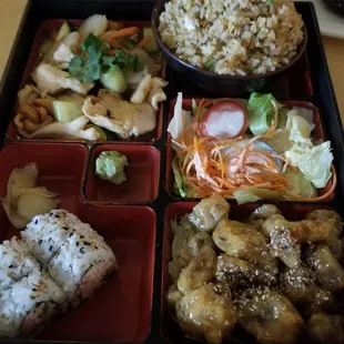 Combo Box: the entrée and side change each day. Today, we ordered cashew chicken and Fuji mushroom side.