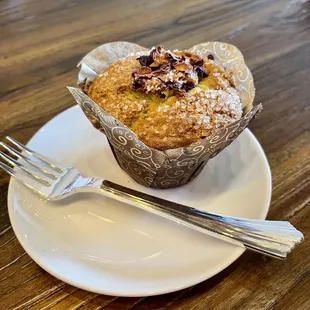 Pistachio &amp; Rose Muffin