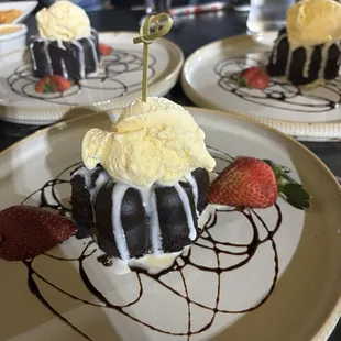 Lava Cakes