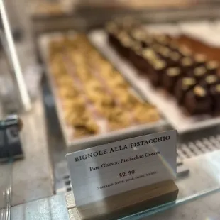 Bignole alla pistacchio