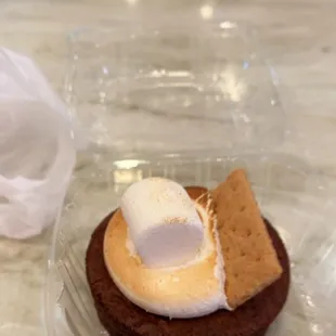 Decent smores brownie