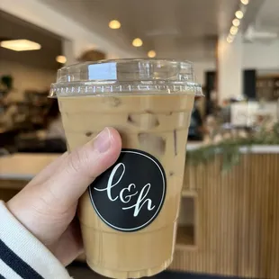 Praline Latte - 16 oz. - ICED