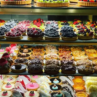 Fruit, almond paste and chocolate tarts