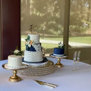 Cake by Lavender Bakery