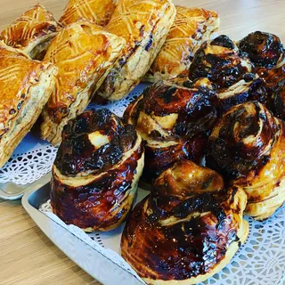 Chaussons (Danishes)-Peach Chausson