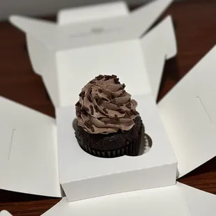 chocolate cupcake