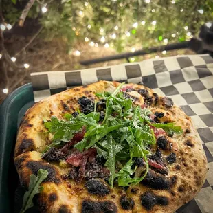 Lavender and fig pizza.