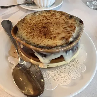 Onion Soup (Upcharge)