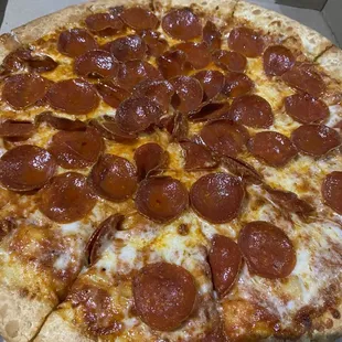 Yumm look how the light glistens off the pepperoni and cheese. Perfection..