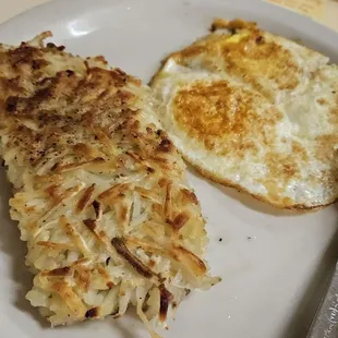 Harsbrown and 2 eggs