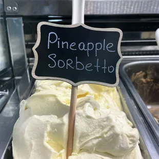 Pineapple gelato