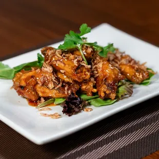 Lawa Chicken Wings