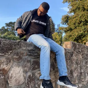 Lawki shop tee available 25$