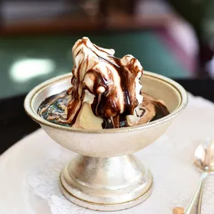 dessert, food
