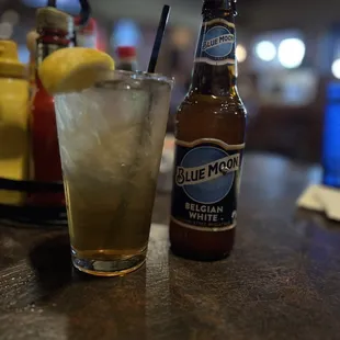 Long Ice Tea &amp; Blue Moon Beer