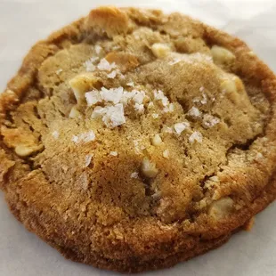 Malted Macadamia Cookie ($3.50, 2/23/24)