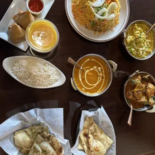 Vegetable Samosa Chicken Tikka Tandoori Chicken Tikka Masala Garlic Naan