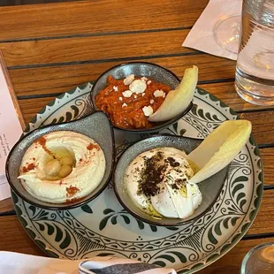 Dip Trio