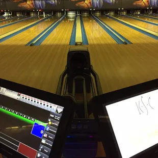 Same scoring system as my home bowling center. Easy to use. Lots of options. Good oil on the lanes.