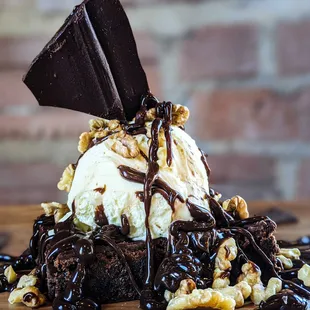 Chocolate Excess. The name explains enough. Delectable and seductively sweet. You&apos;ll not want to share this dessert despite the size.