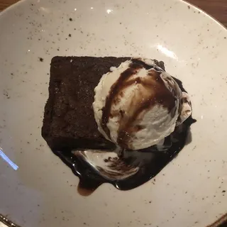 Chocolate Brownie Sundae