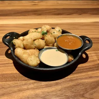 Cheddar Cheese Curds